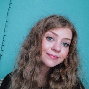 Meet your Posher, Ava